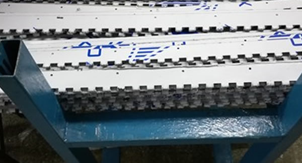 廣有五金專業(yè)生產(chǎn)長(zhǎng)合頁,自動(dòng)化設(shè)備合頁,全力滿足客戶需求